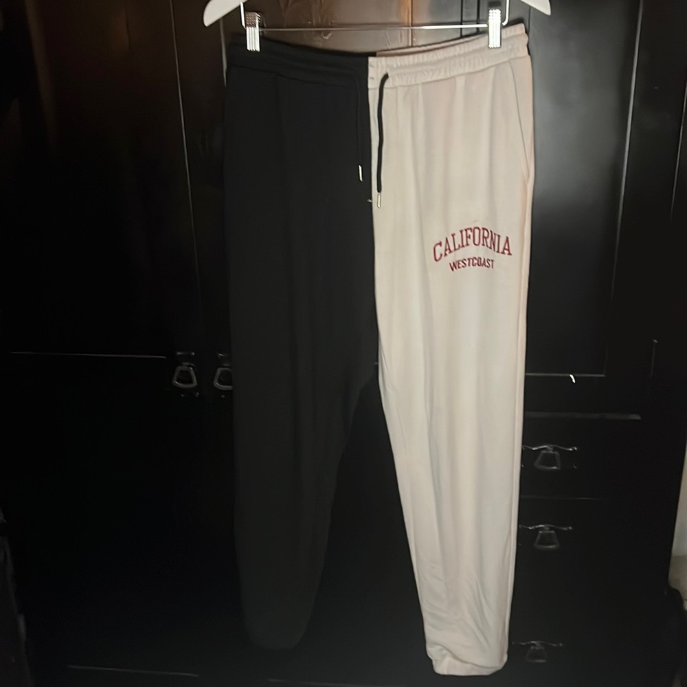 Sweat pants